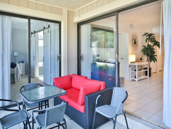 Sanibel Island Vacation Rental 2 Bedroom 150 Steps to Beach