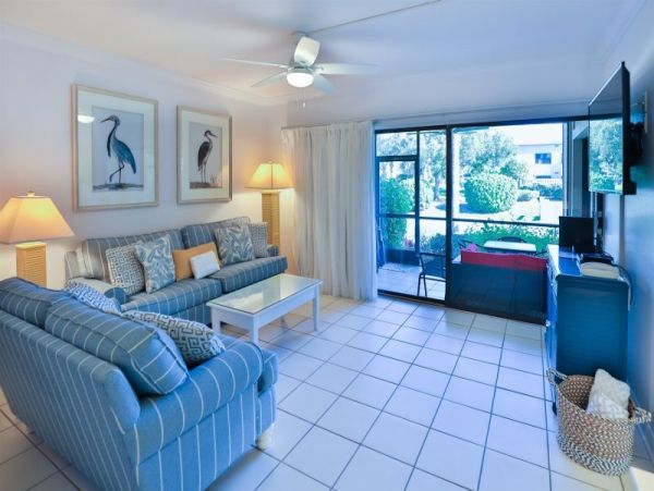 Sanibel Island Vacation Rental 2 Bedroom 150 Steps to Beach