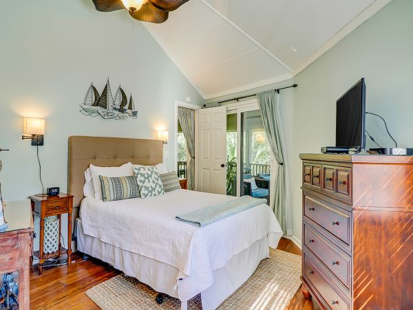 Hilton Head Home 1008676