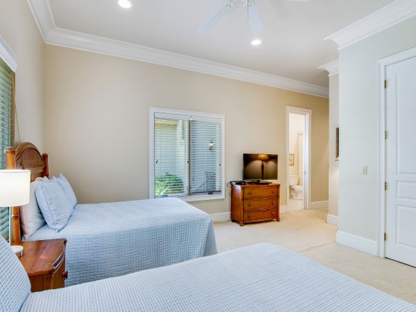 Hilton Head Home 1008692