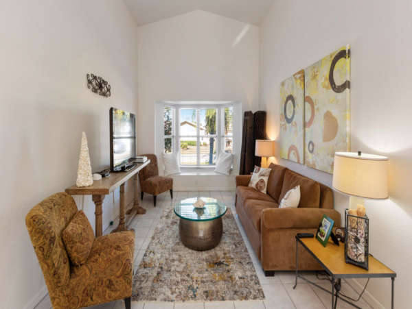 Beautiful & Spacious 3 Bedroom Pool Home in Port Charlotte