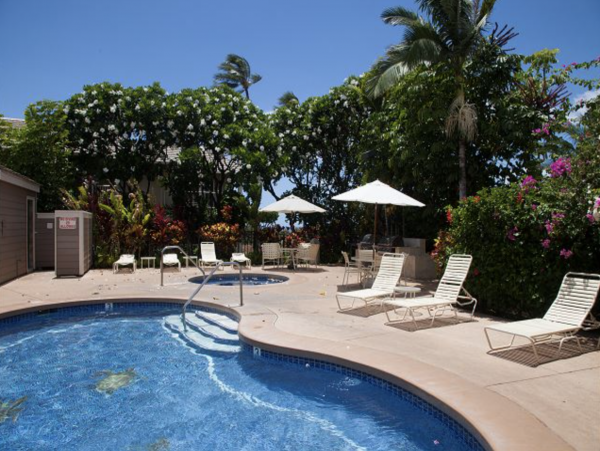 Relax in Paradise: Spacious 3-Bedroom Golf-Front Condo with Ocean Views in Wailea