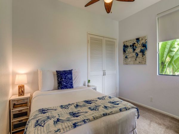 Lovely Maui Vacation Rental Sleeps 8 Guests Communal Pool