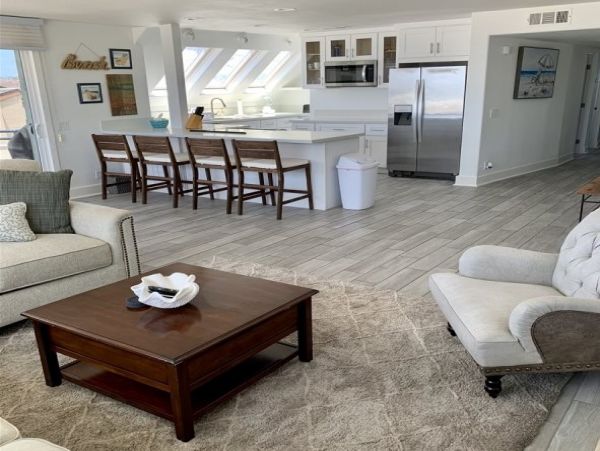 San Diego Oceanfront Vacation Home Sleeps 8 Guests