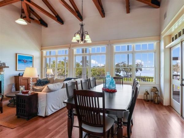 Boca Grande 6 Bedroom Vacation Home Dock & Great Water Views