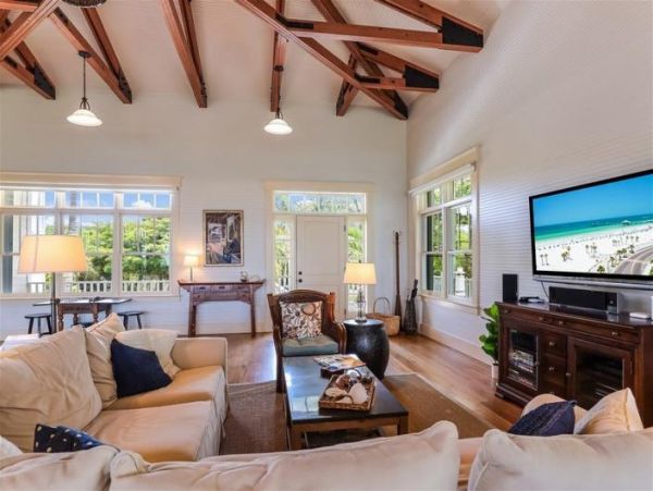 Boca Grande 6 Bedroom Vacation Home Dock & Great Water Views