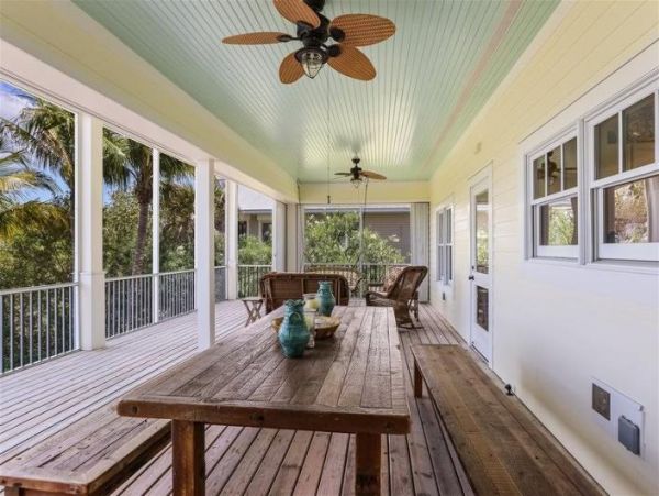 Boca Grande 6 Bedroom Vacation Home Dock & Great Water Views