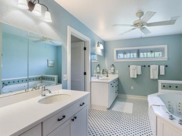 Boca Grande 6 Bedroom Vacation Home Dock & Great Water Views