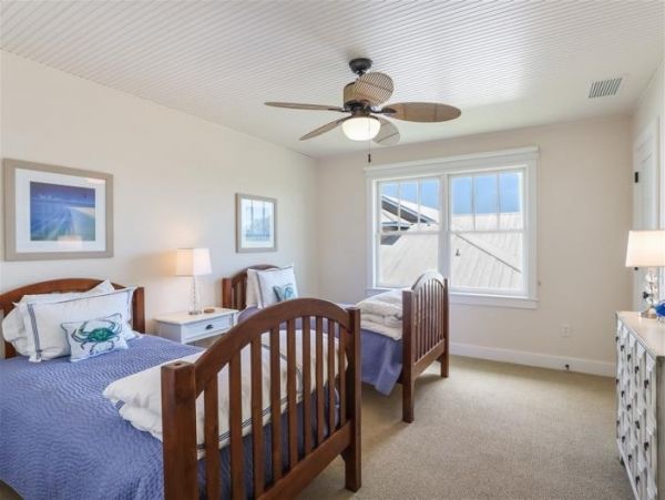 Boca Grande 6 Bedroom Vacation Home Dock & Great Water Views