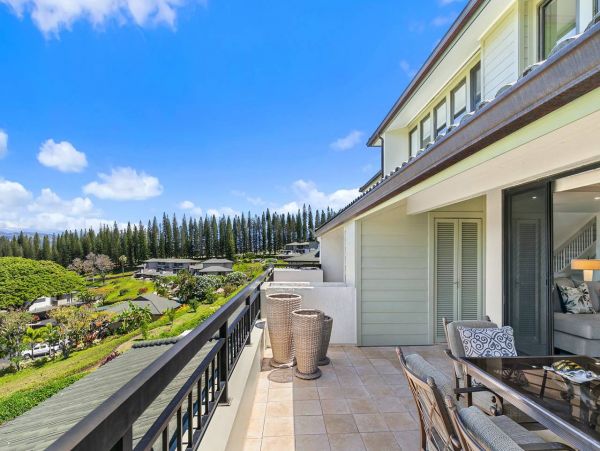 Charming One Bedroom Condo with Ocean Views Sleeps 4
