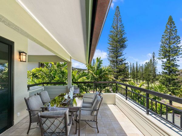 Charming One Bedroom Condo with Ocean Views Sleeps 4