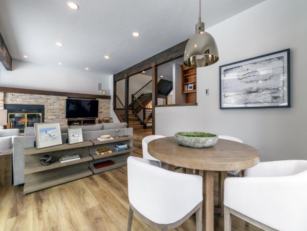 Vail 4 Bedroom Home with Mountain View Sleeps 10