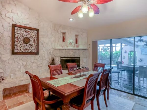 Cape Coral 5 Bedroom Home With Canal View & Dock Sleeps 11