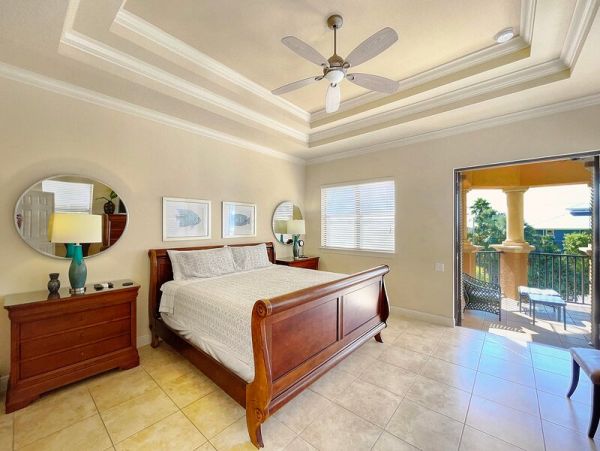 Siesta Key Vacation Duplex Three Bedroom with Pool