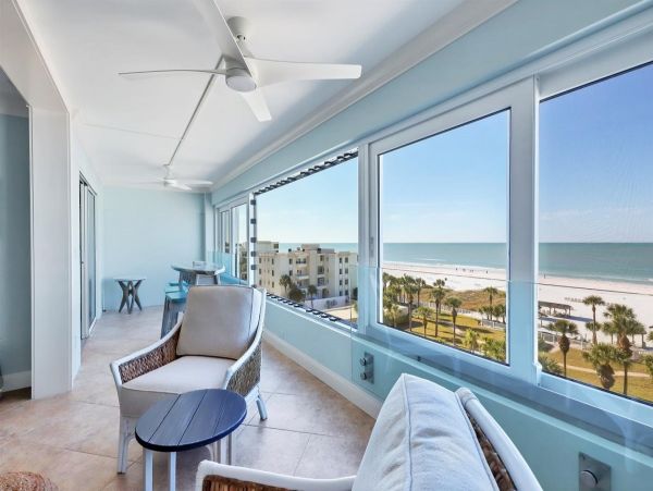 Gulf Views Vacation Condo Two Bedroom