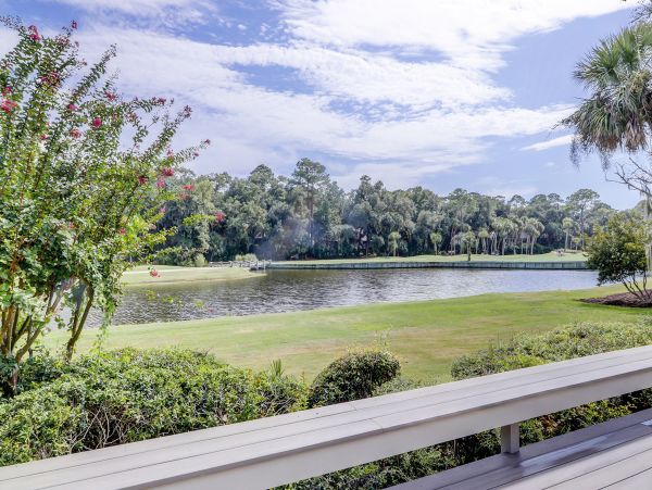 Upscale near Golf Course home in Sea Pines