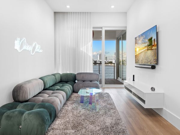 Magnific Bay View Five-Bedroom Rental Home in Sunny Isles