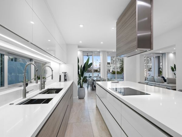 Magnific Bay View Five-Bedroom Rental Home in Sunny Isles