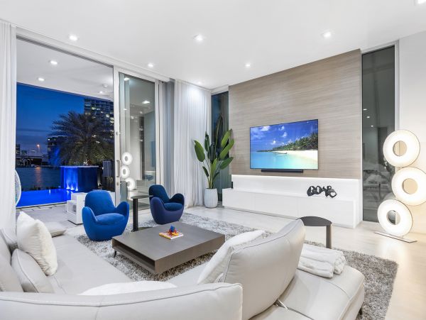 Magnific Bay View Five-Bedroom Rental Home in Sunny Isles