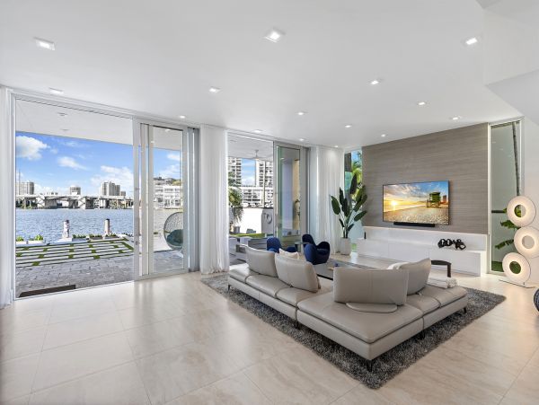Magnific Bay View Five-Bedroom Rental Home in Sunny Isles