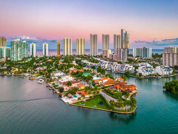 Magnific Bay View Five-Bedroom Rental Home in Sunny Isles