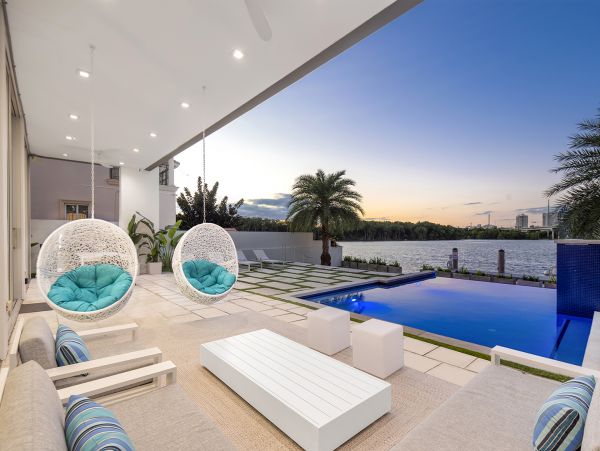 Magnific Bay View Five-Bedroom Rental Home in Sunny Isles