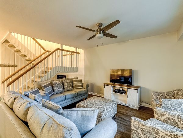 South Beach Village Vacation rental steps to beach