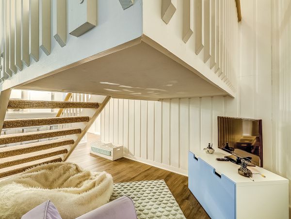 South Beach Village Vacation rental steps to beach