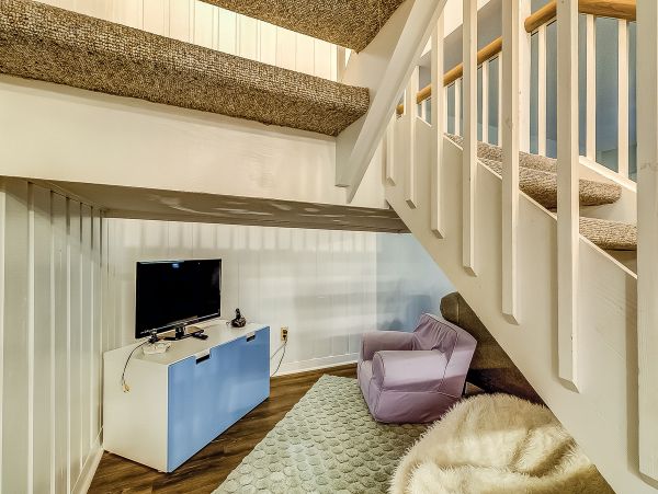 South Beach Village Vacation rental steps to beach
