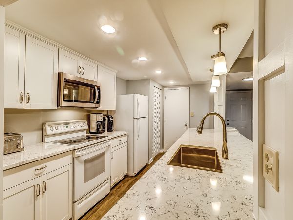 South Beach Village Vacation rental steps to beach