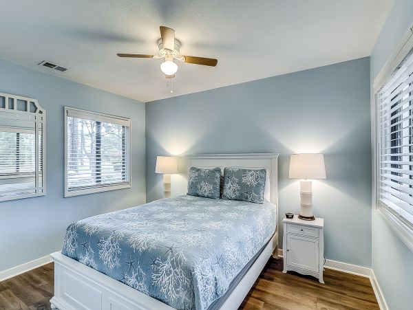 South Beach Village Vacation rental steps to beach