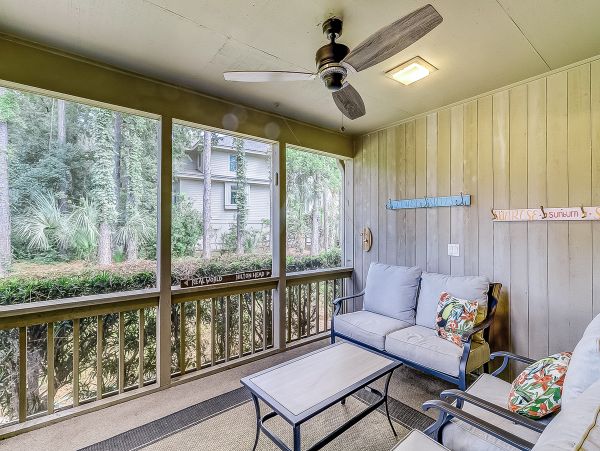 South Beach Village Vacation rental steps to beach