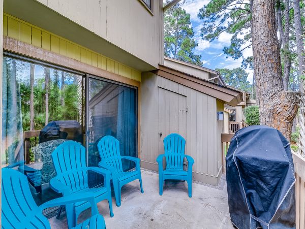 South Beach Village Vacation rental steps to beach