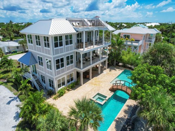 Boca Grande Luxury Vacation Rental 5-Bedroom Beach House