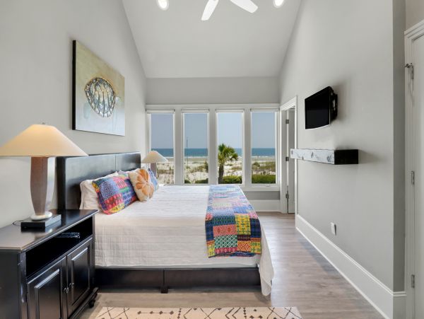 Hilton Head Luxury Oceanfront Home With Pool & Spa Sleeps 28