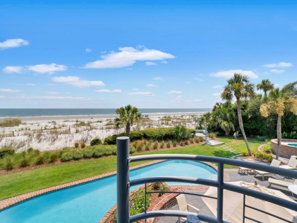 Hilton Head Luxury Oceanfront Home With Pool & Spa Sleeps 28