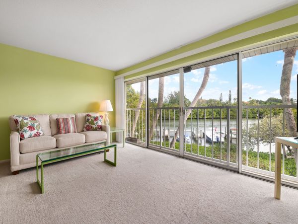 Longboat Key Vacation Condo One Bedroom Sleeps Two Bay Views