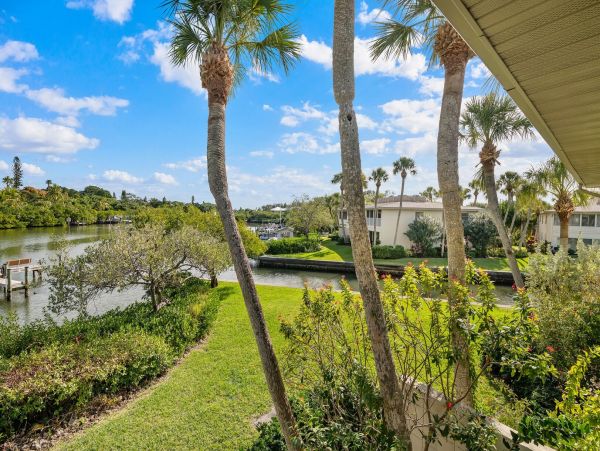 Longboat Key Vacation Condo One Bedroom Sleeps Two Bay Views