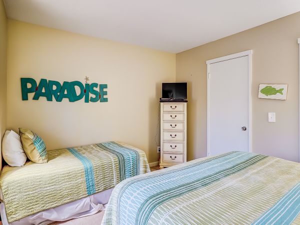 BEACH VILLA IN COLIGNY BEACH ACCESS