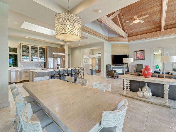 Hilton Head Luxury Oceanfront Home Eight Bedrooms Pool & Spa
