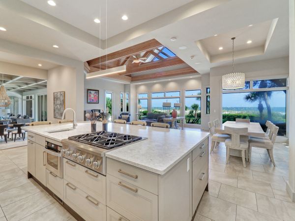 Hilton Head Luxury Oceanfront Home Eight Bedrooms Pool & Spa