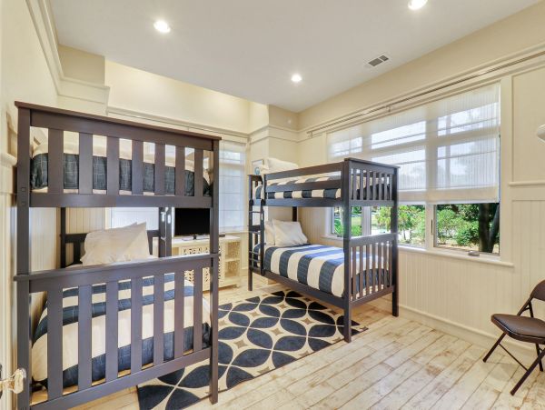 Hilton Head Luxury Oceanfront Home Eight Bedrooms Pool & Spa