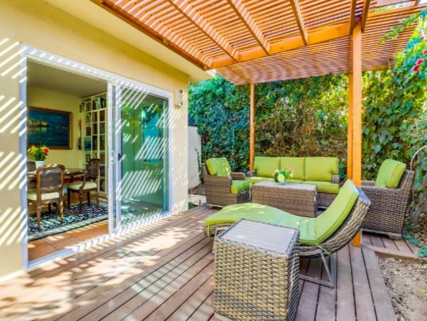 La Jolla 3 Bedroom Home Walk to Beach Sleeps 8
