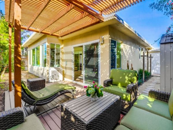 La Jolla 3 Bedroom Home Walk to Beach Sleeps 8