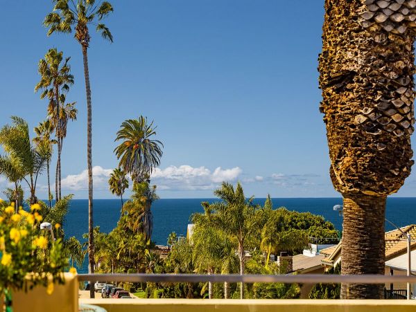 La Jolla Vacation Condo Two Bedrooms Walk To Beach Sleeps 6