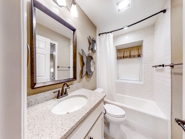 Hilton Head Cozy Vacation Rental Short Walk to Beach