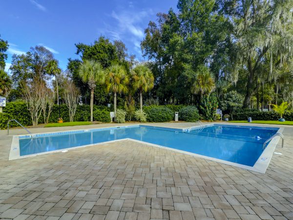 Hilton Head Cozy Vacation Rental Short Walk to Beach