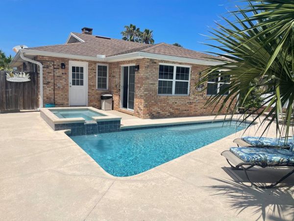 St. Augustine 3 Bedroom Pool Home Walk To Beach Sleeps 8