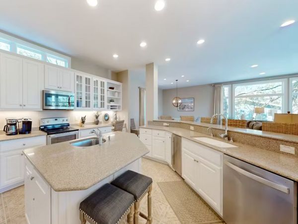 Hilton Head Luxurious Oceanview Home with Pool and Elevator