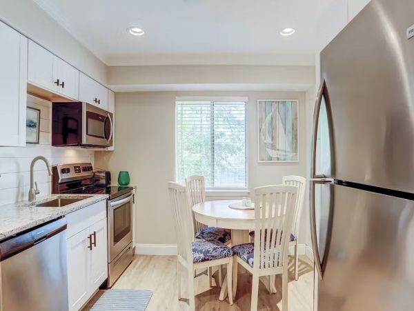 Two Bedroom Vacation Condo in Hilton Head Close to the Beach